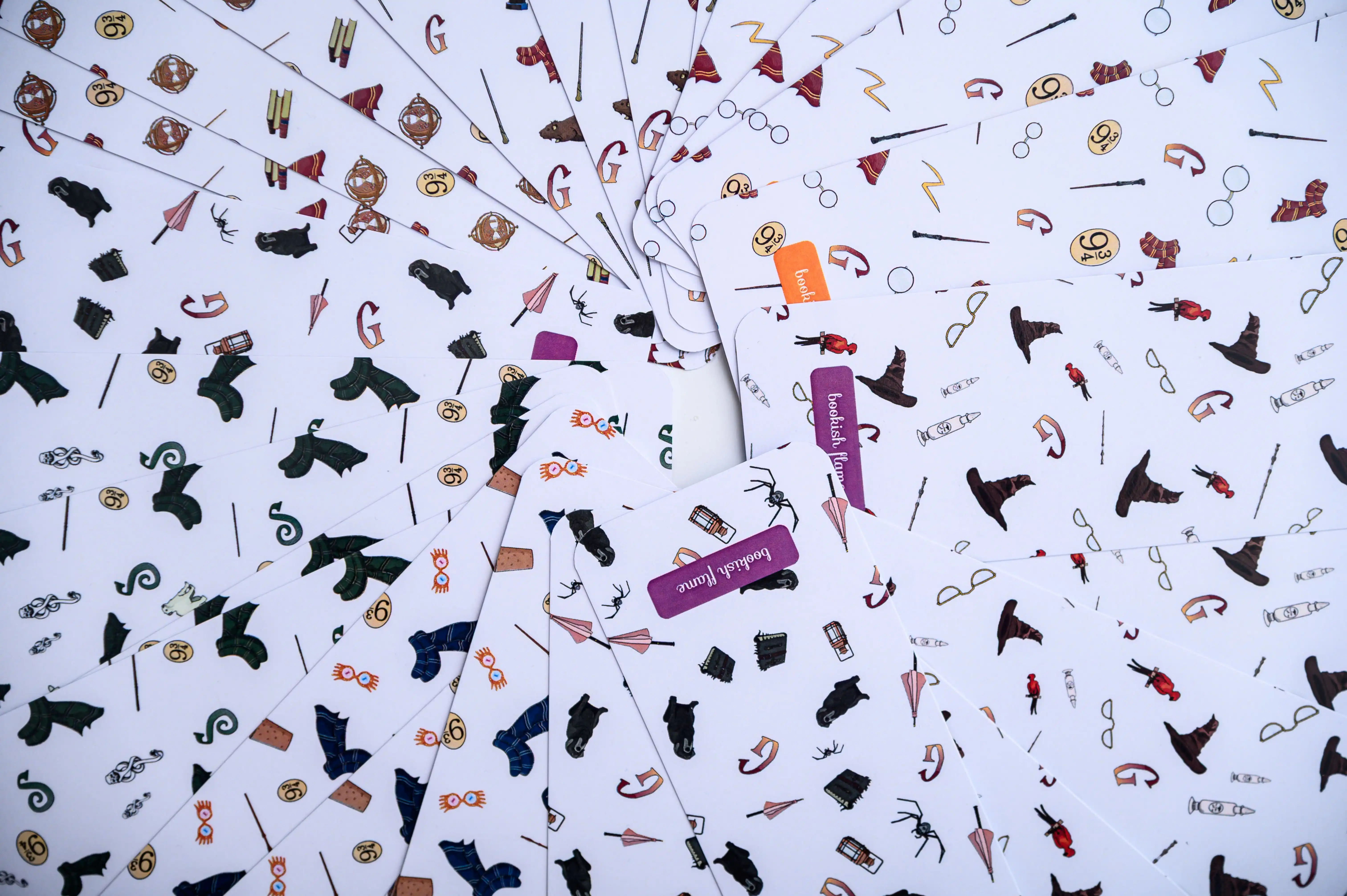 Хартиени книгоразделители